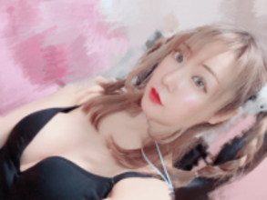 つるつるお肌に天使の輪のササラ髪　売れっ子オーラの秘密は月50万円の自己投資　キャバ嬢の自分磨きに終わりはない？【現役キャバクラキャストに取材】