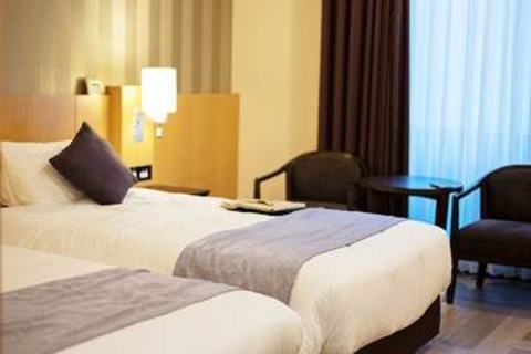 高2息子「3泊したけど、ホテルに布団なかった」→母「クレーム入れないと……でも、本当に！？」　修学旅行での笑い話に「可愛いすぎます」「情景浮かんでほっこり」