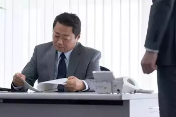 上司「その資料、AIで作ったやろ？」　新人社員の鮮やかな切り返しに絶句した後、「使い方教えてくれへん？」とぽつり