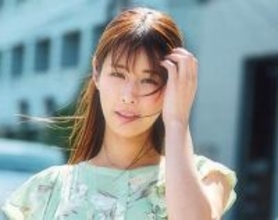 国立大出身＆教員免許所持の才媛グラドル　90センチ砲＆スラリとした手足の超絶ボディで悩殺　「見てくれましたか   感想お待ちしてます」