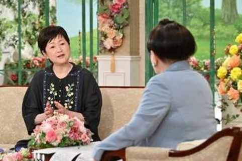 子宮体がんの合併症で脳梗塞を患った56歳タレント　「一生しゃべれないかも」から夫や母の支えで復活「生きていてよかった」【徹子の部屋】