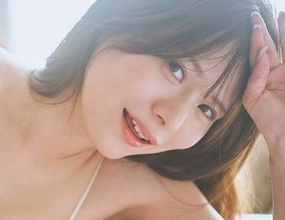 バストトップ遮るサスペンダー風衣装　裸に見える泡まみれカットも　篠宮なほ「ちょっと恥ずかしいけどぜひ見て」