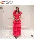 「「お姫様かと」平成ギャルのカリスマ47歳、真っ赤なドレス姿にファン歓喜　「素敵に歳を重ねててキレイ」「お似合いです」」の画像1