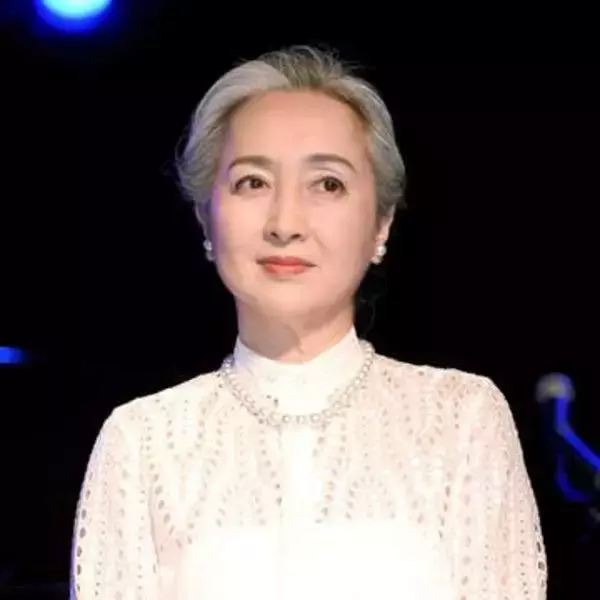 元フジ女性アナ、男性用着物姿でイメージ激変　「超かっこいい」「美しい」「お似合いです」絶賛の声