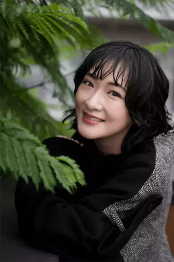 乃木坂1期生　芸能生活15年迎えた生駒里奈　ラスト写真集で予告「オフショットにも出せないカットも」