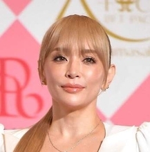 「最近タクシー乗るの上手くなって嬉しい」歌姫の車内での自撮り写真にファンびっくり「乗るの！？」「ドライバーなりたい（笑）」