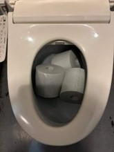 ライブハウスの男子トイレが…観客による悪質行為に出演者も謝罪「こんなヤツのせいで男性みんなが幼稚と誤解される」