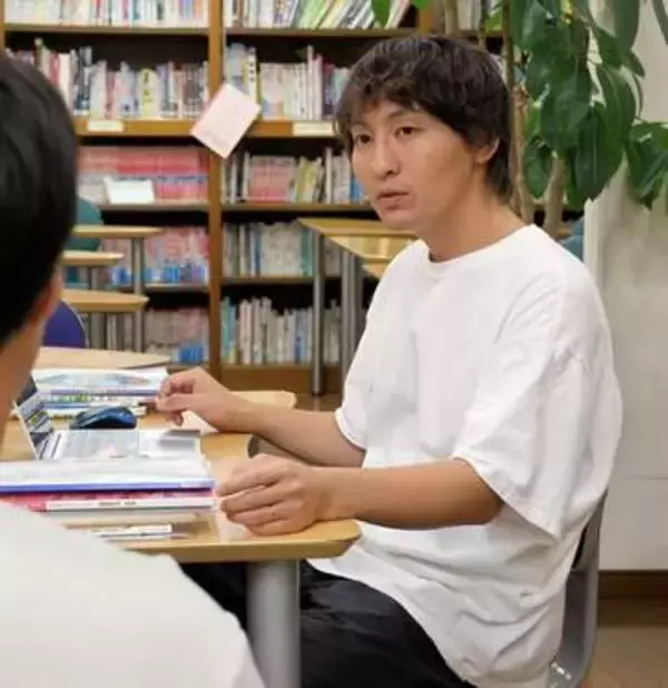 「不登校＝ダメなこと」思い込みを変えた生徒の一言　「もう一つの学校」教室長が模索する学びのカタチ