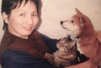 作品展『見えない私が描く世界』で、動物とともに生きてきた作者が伝えたいこと「すべての命は大切にされるべき」