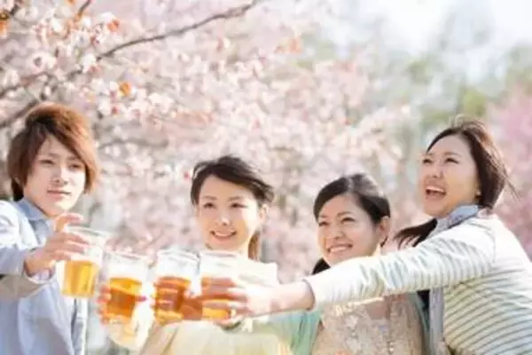 【お花見シーズン突入】3人に1人が「場所取りの経験アリ」　経験者が最も多い年代は？今も昔も…