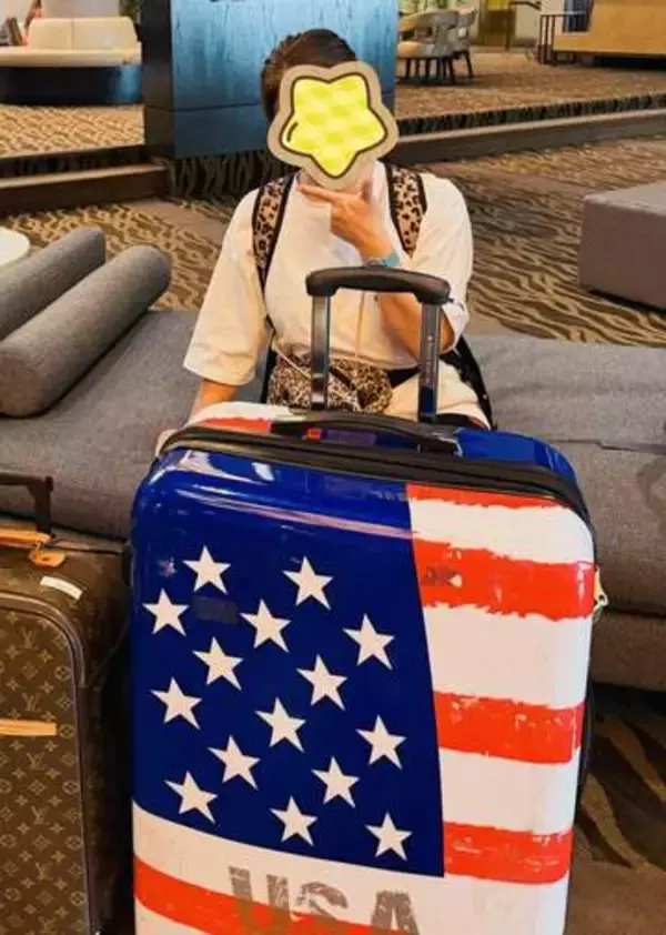 アメリカを旅するなら…母の“イカれたトランク”が現地で大ウケ　空港で「グレート！」、ホテルでも「USA！」　まさかの反応に840万表示