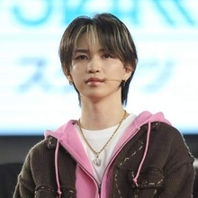 「ヤバいこのひとカッケェ！！」元アイドル、アメリカで清掃ボランティア「モップ持ってる姿もヒーローすぎる」