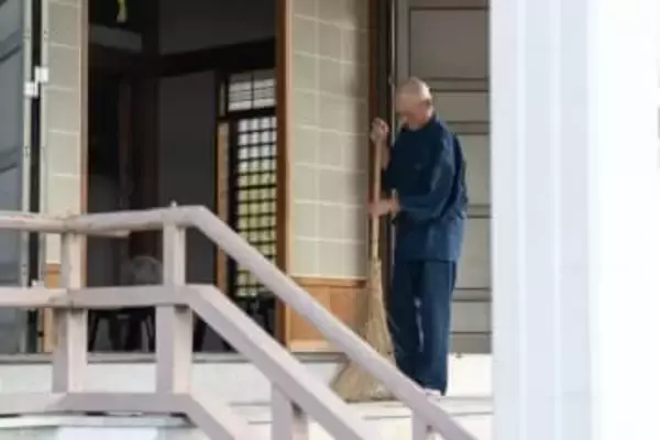 本堂広場と方丈庭園を修復　京都・上京区の勝巖院、CFで支援呼びかけ　住職は元高校野球監督