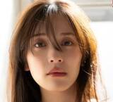 「チャームポイントはFカップバスト　29歳グラドルが大胆ランジェリー姿で魅了」の画像1