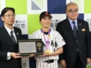 「イチローからヒット打った女子高生」は大学で日本代表に　女子野球アジア杯制し喜び