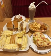 「1人寂しく」コメダで税込5240円の夕食を爆食　38歳独身男性、完食の結末は「1人苦しく」