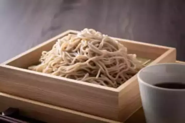 「蕎麦湯ってどうやって飲む？」作家の疑問に反響　「蕎麦つゆに入れる」「塩を入れる」「焼酎で割る」……人それぞれの楽しみ方があった！