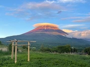 夕暮れ時、富士山に訪れた3分間の奇跡「すごい！」「神々しい」