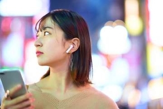 「スマホ難聴」「イヤホン難聴」知ってる？　ほぼ毎日使う20代、30代ほど「不安を感じている」