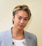「「ギャルピかわいい」人気グループメンバー、タトゥーちらり　妻は女優、3人の女の子のパパ　「破壊力ありすぎ」」の画像1