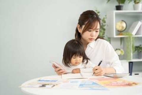 子育て世代の25%が「周囲に頼れていない」…相談をためらうのは？「サイレント・ワンオペ」の実態