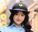 「ミニスカポリスやメイドになった34歳新喜劇美女　セクシーお姉さん“こてまりちゃん”1st写真集　「脱いでもちゃんとセクシーか確かめて」」の画像1