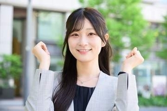「転職したら年収が上がる」は本当か？　約6割がアップ、増加額は平均「72.8万円」