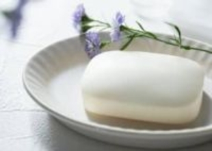 キャンプ、災害時「石鹸の置き場所がない…」身近な物で解決！警視庁発ライフハック