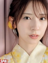 エメラルドグリーンのワンピや浴衣にきゅん　日向坂46・金村美玖　風薫る爽やかグラビア
