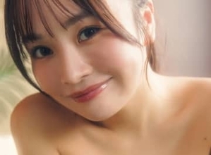 アイドル界屈指の童顔巨乳　ドールグラビアでHカップボディが炸裂