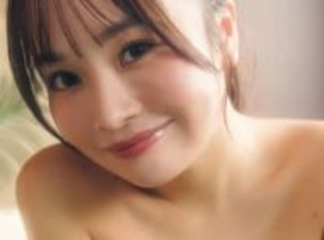 アイドル界屈指の童顔巨乳　ドールグラビアでHカップボディが炸裂