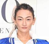 「43歳で約20年ぶりに出産の冨永愛さん「妊娠中は絶えず不安がありました」と心境明かす　25年12月に妊娠発表、父は俳優の⼭本⼀賢さん」の画像1