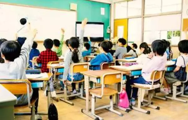「新卒でいきなり担任は無謀」現役教員の訴えに、賛同の声　学校システムに危機感「10年後、20年後…先生がいなくなる未来が目の前まで来ている」