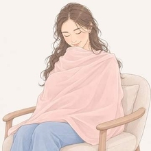 「たくさんの人がいますので」 カフェでの授乳をやんわり断られた母親　人目を遮るケープを使っているのに