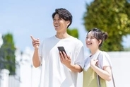 「高身長男子」がモテる説はもう古い？　婚活市場のリアルな“身長問題”と「理想の身長差」が明らかに