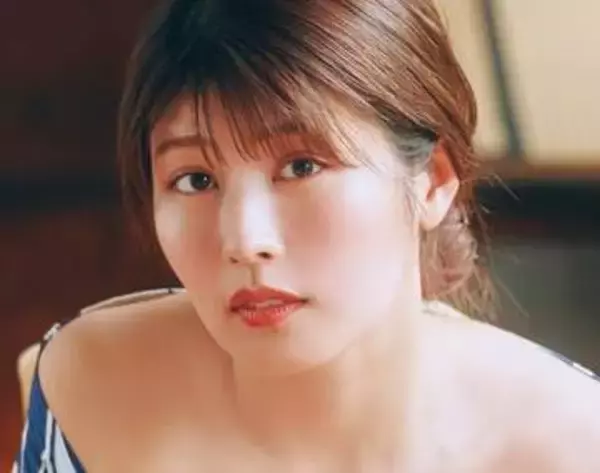 95・65・98！国宝級ボディは夏がお似合い　ちとせよしの最新デジタル写真集は浴衣&ビキニがてんこ盛り