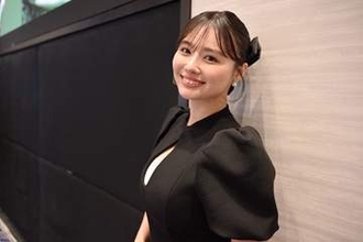「ドキドキして寝れん」「下乳最高」 グラビア界のラスボス・豊島心桜　最大露出の2nd写真集にファン騒然