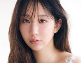 「色気むんむんだよッ」 純白ランジェリーからこぼれる91センチF　医大卒の28歳グラドルはふわもちBODY