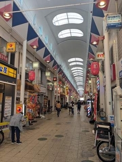 実は「大阪三大商店街」のひとつだって知ってる？ローカルフードいろいろ、歩くだけでも楽しい駒川商店街　「芸人曰く『ロケやりやすい』」