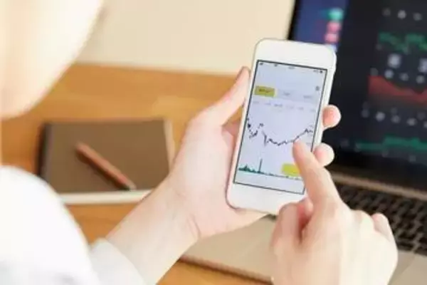 資産運用について、4人に1人「元本割れは絶対に避けたい」　1000人調査でいちばん多かったのは？