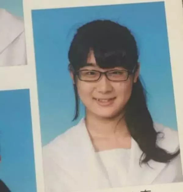 「本当は私もこんなもんだよ」メガネの卒アル姿からシンデレラ姿へ　“努力型プリンセス”が垢抜け公開　「騙しててごめんね」と過去写真を出した理由