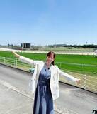 「「女子大生かと思った」42歳元めざましアナ…肌見せ＆ミニスカ姿に驚きの声相次ぐ「20代に見える」「年齢ありえない」」の画像1