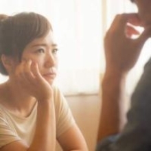 不倫に走った夫との再構築して1年、裏切りのフラッシュバックが消えません　苦しみを終わらせる方法は？【夫婦関係修復カウンセラーが解説】