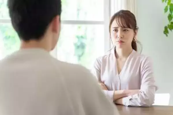 7割以上のママが、日常で味わう「男女差別」の背景には……？　　「仕事でチャンスが平等じゃない」「家事育児は女性が担うものだと」