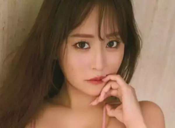 最強グラマー声優・井口裕香　FLASHで表紙・巻頭・ミニブックの大特集！　体いじめる最新ショット「お尻仕上がっている、と自負しています」「いくつになっても理想の身体でいたい」