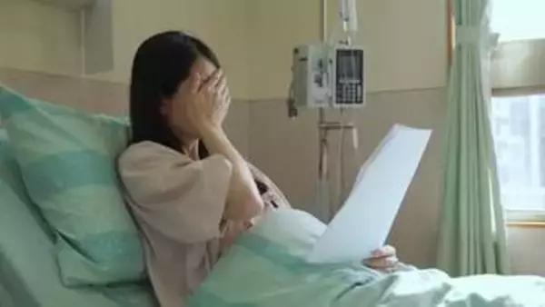 激しい腹痛、急性虫垂炎と腹膜炎を併発していた　病院側「手術が必要です。入院誓約書に家族や親族のサインを」40代患者「保証人がいません！」【社会福祉士が解説】