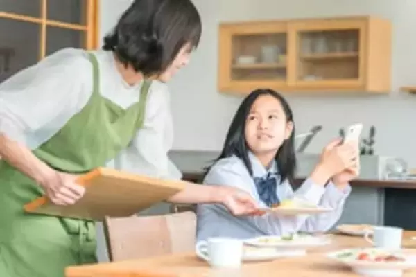 親の「見習いたくないところ」1位は性格　―時代錯誤な発言に戸惑う子世代