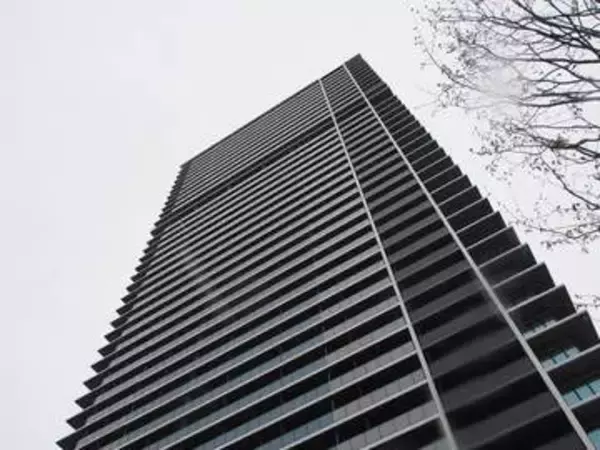 30階スカイラウンジから大阪都心を一望　図書館やスーパー、保育・学童施設も入る「ジオタワー大阪十三」　新たなランドマークに