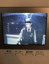 引っ越し先のインターホン、前の住人が残した履歴写真に仰天「お家賃、相場より安かったりするんですか？」