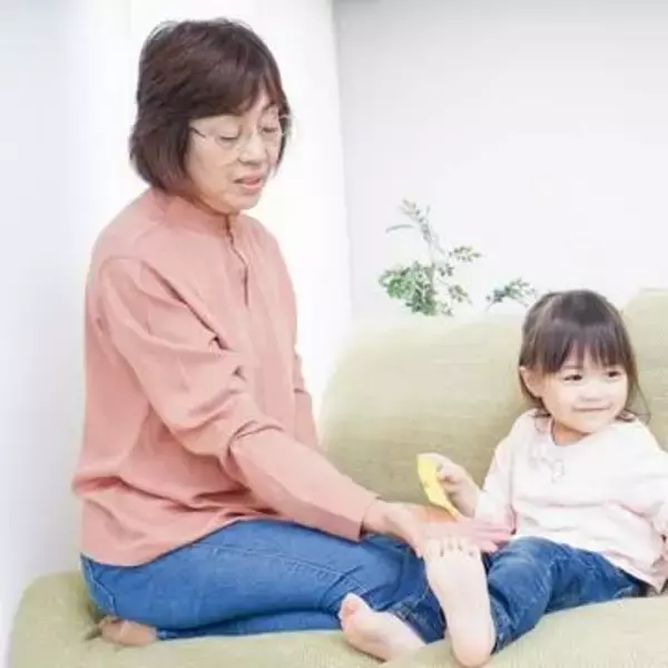 60代母「可愛いけど、もうムリ！」連休中、娘に押し付けられる2歳孫のお守り　ガマンは限界、どうすれば？【心理カウンセラーが解説】